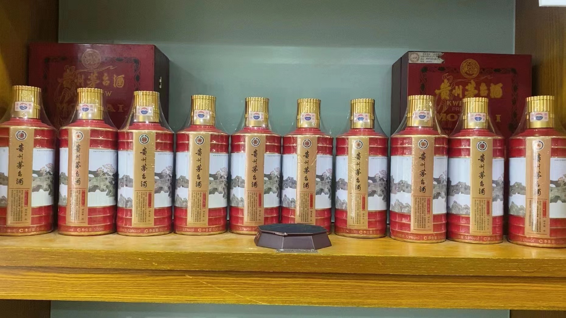 黄石港回收50年茅台礼盒多少钱（最新更新行情）